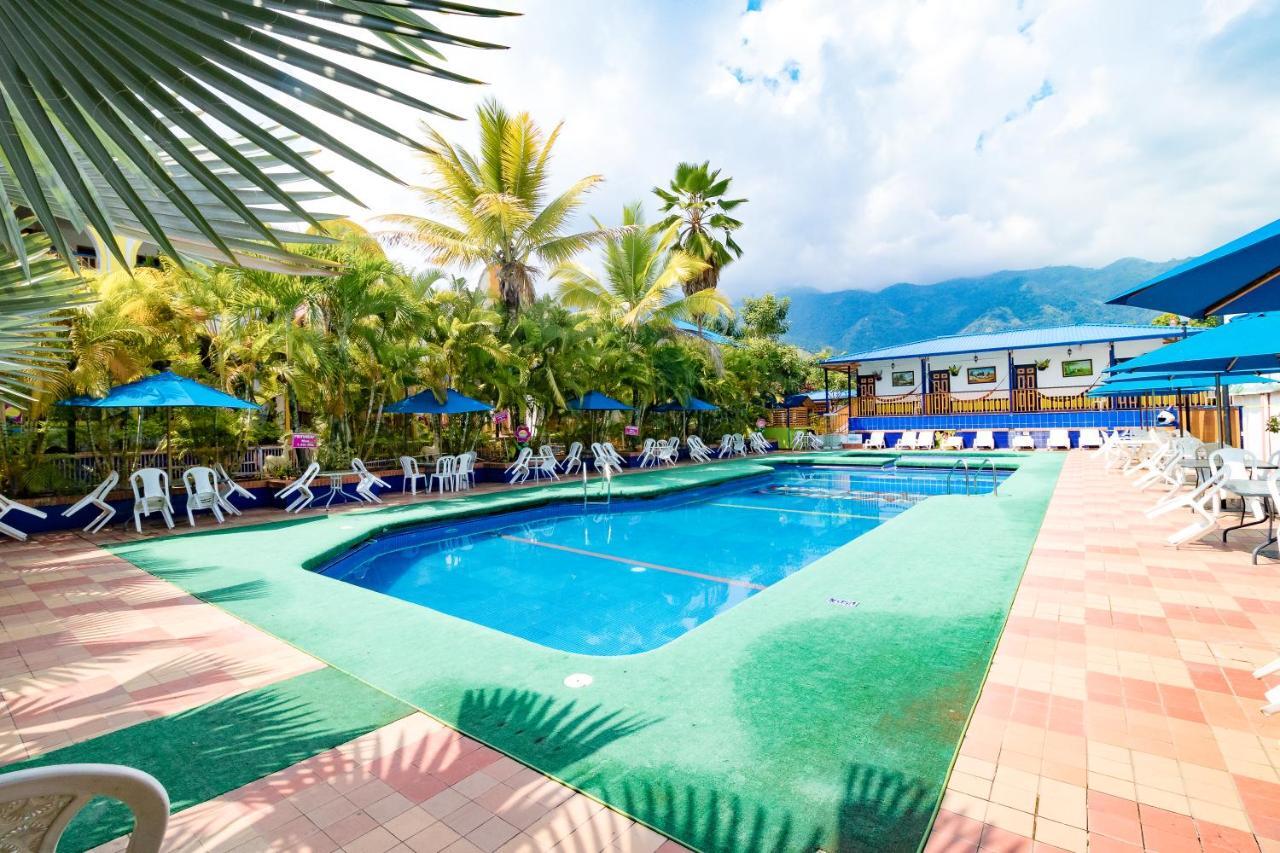 Ayenda 1132 Copiclub Hotell Ibagué Exteriör bild
